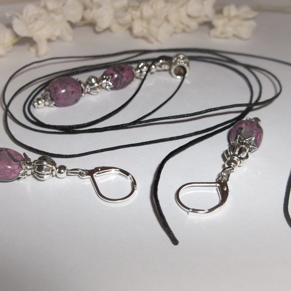 Purple Earring and Necklace Set Fashion Accessory Handmade Beaded Gift Idea 6884 - Picture 5 of 9